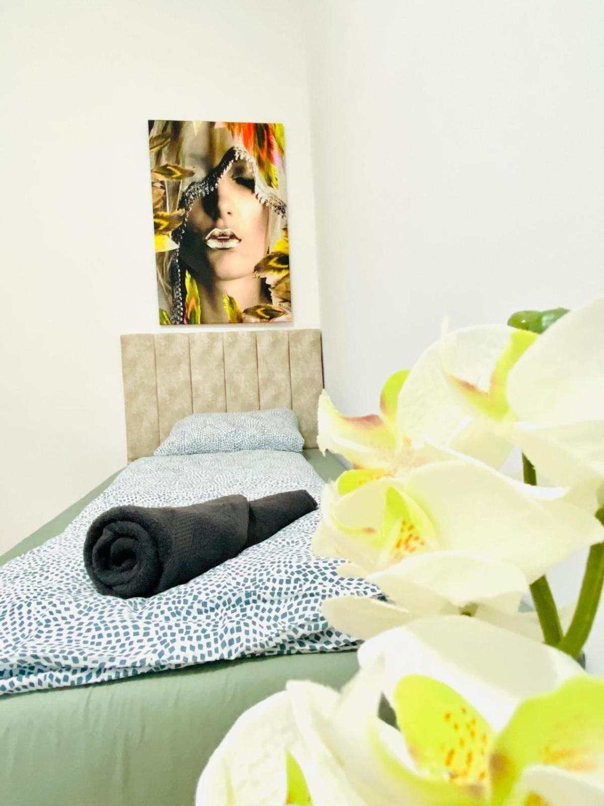 Bright 5Br Shared Apartment W Great Transport Link Viena Exterior foto