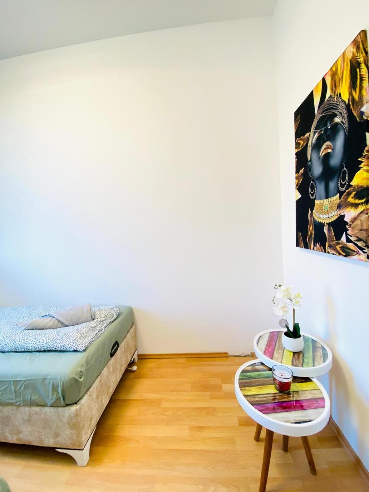 Bright 5Br Shared Apartment W Great Transport Link Viena Exterior foto